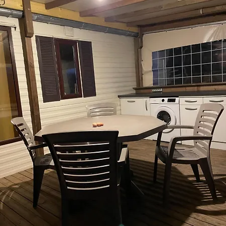 Holiday home Mobilhome Des Quatre Terres Lesparre-Medoc