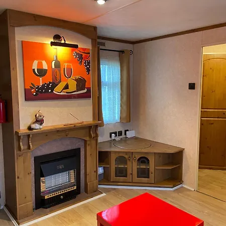 Mobilhome Des Quatre Terres Holiday home *